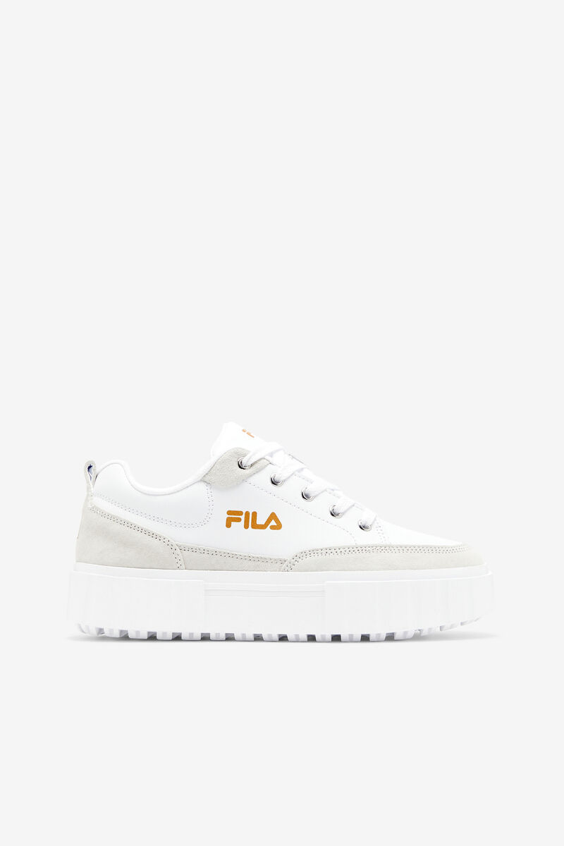 White / White / Metal Gold Women's Fila Sandblast Low Trainers | Ycr4nfvF6Uw