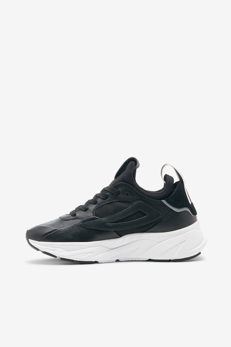 Black / Black / White Women's Fila Amore Trainers | QdOWgsndSvW