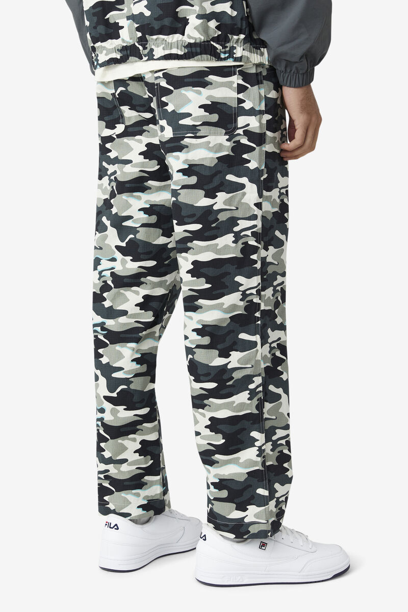 Black Men's Fila Brigade Camo Pants Pants | ZgfOO5TJsPe