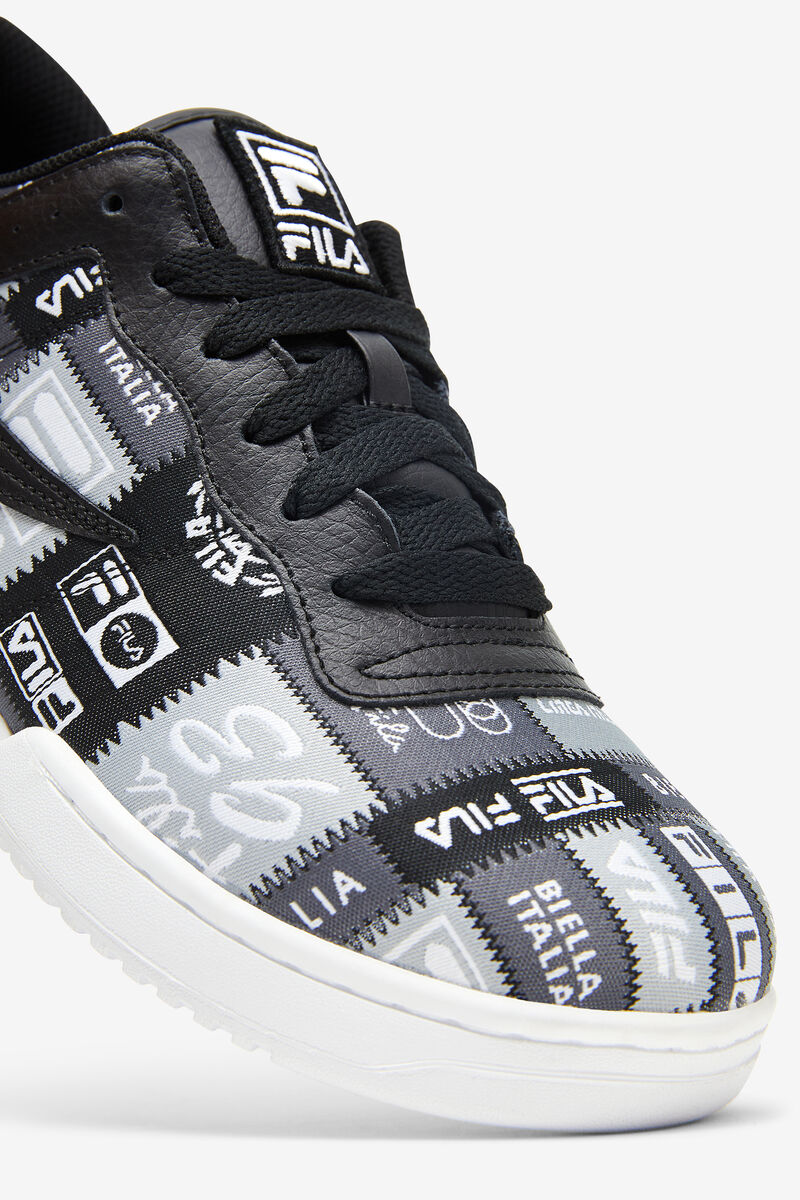 Black / White Men's Fila Original Fitness Patchwork Flat Shoes | P1n2YV2q6OB