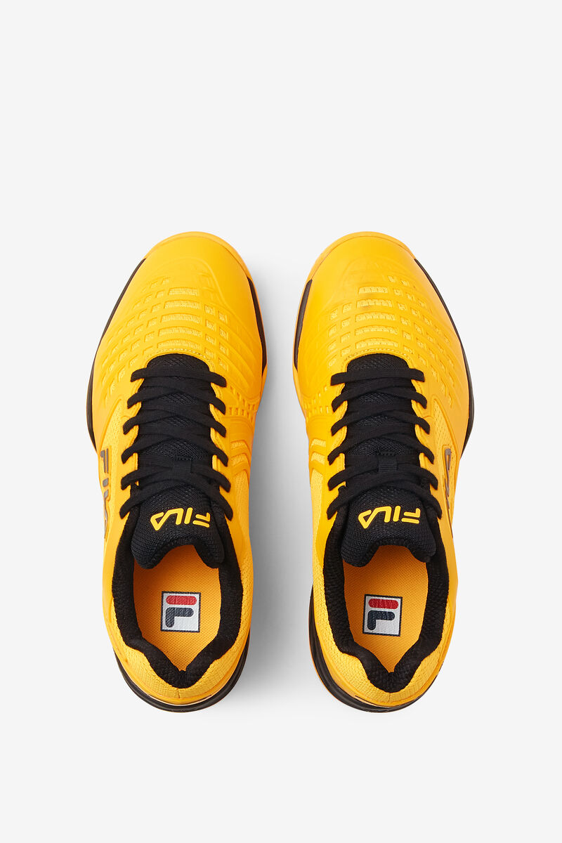 Gold / Gold / Black Men's Fila Axilus 2 Energized Tennis Shoes | EGLWDTPL2Zm