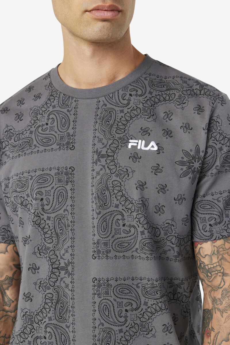 Grey Men's Fila Kensico T Shirts | qsVMC9yTqLm