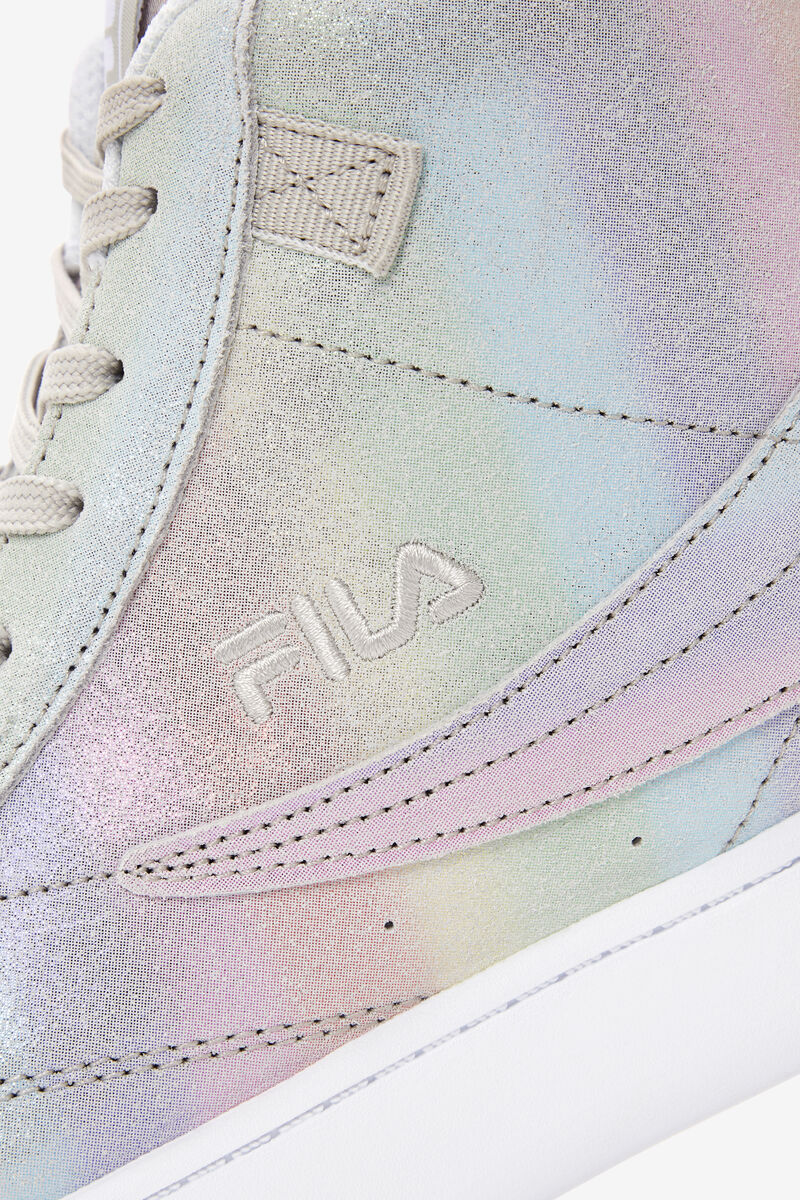 Metal Silver / Metal Silver / White Women's Fila Gennaio Prism Suede Trainers | TvBBMw3arHk