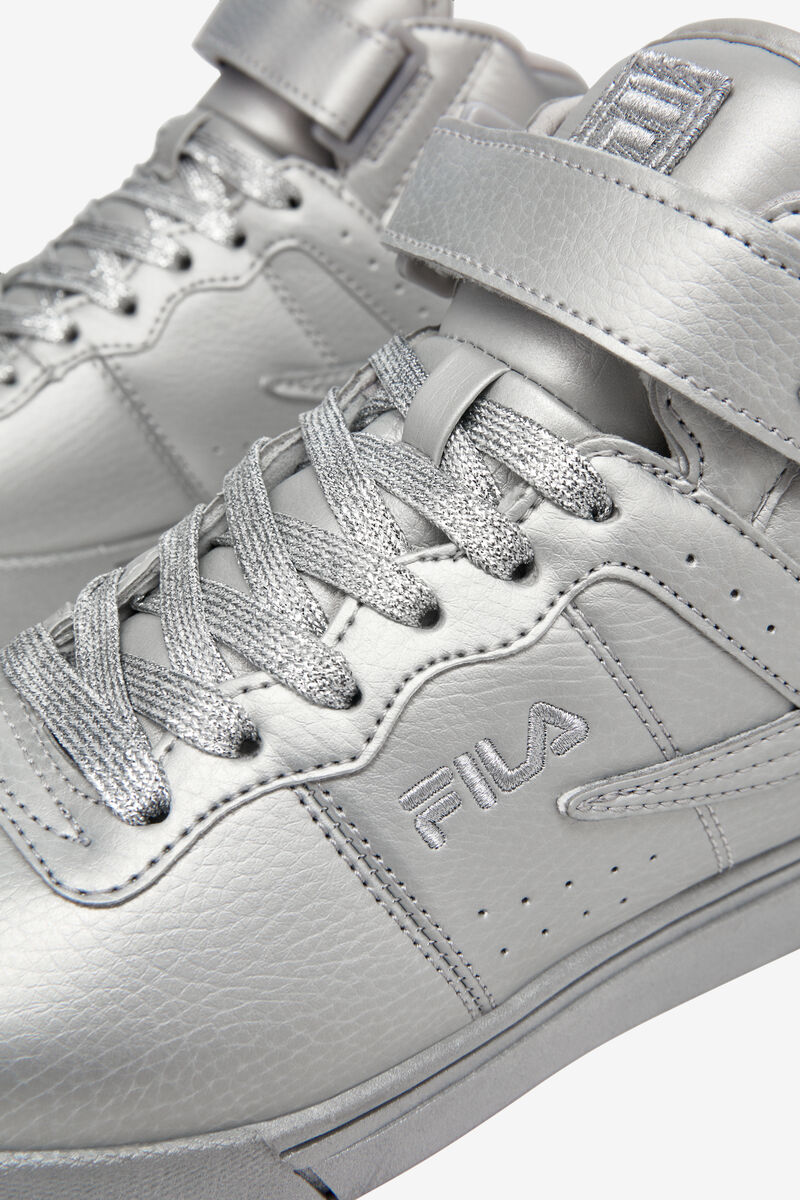 Metal Silver Women's Fila Vulc 13 Metallic Trainers | BfEGmpWBXxn