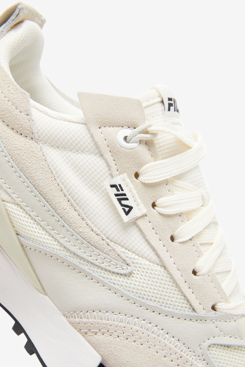 Silver / White Women's Fila Renno N-generation Trainers | dRYmkGpuNSi