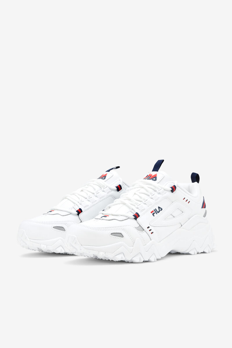 White / Navy / Red Men's Fila Oakmont Tr Running Shoes | jwfJg4S62DD