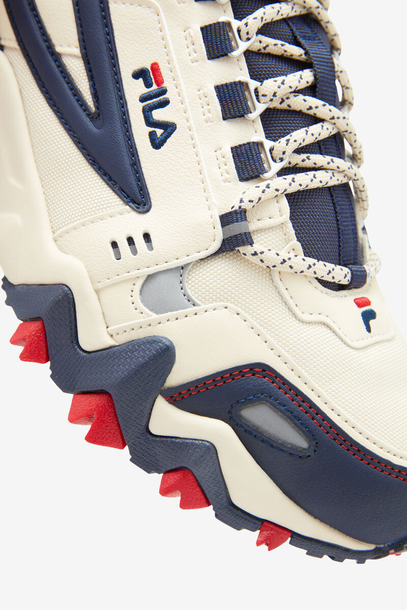 White / Navy / Red Men's Fila Oakmont Tr Running Shoes | onoR9REUuXS